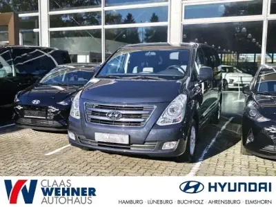 Gebraucht Hyundai H-1 170 PS (125 kW) 2017 Blau Van / Kleinbus
