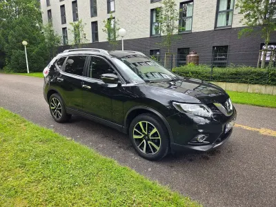 Gebraucht Nissan X-Trail 360º 131 PS (96 kW) 2017 Black pearl (m) SUV