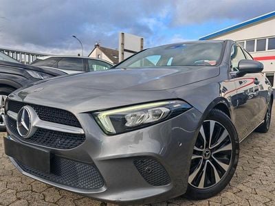 Usata Mercedes A180 136 CV (100 kW) 2022 Grigio Berlina