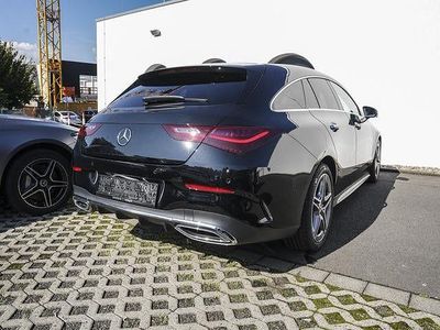 Gebraucht 2024 Mercedes CLA200 Shooting Brake AMG line Kombi | 33.770 € (Fairer Preis)