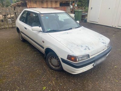 gebraucht Mazda 323 Bj 1989 2. Hand TÜV