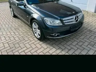 Gebraucht Mercedes C180 156 PS (114 kW) 2010 Grau Kombi