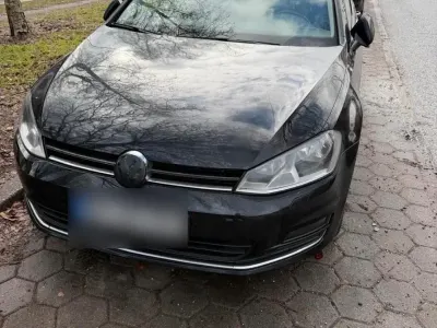 Gebraucht VW Golf VII 110 PS (80 kW) 2015 Schwarz Limousine