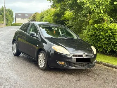 Gebraucht Fiat Bravo 90 PS (66 kW) 2009 Schwarz Kleinwagen