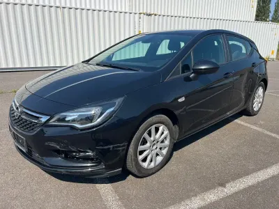 Gebraucht Opel Astra Dynamic 125 PS (91 kW) 2016 Schwarz Limousine
