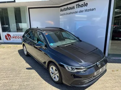 Gebraucht VW Golf VIII 116 PS (85 kW) 2021 Schwarz Kombi