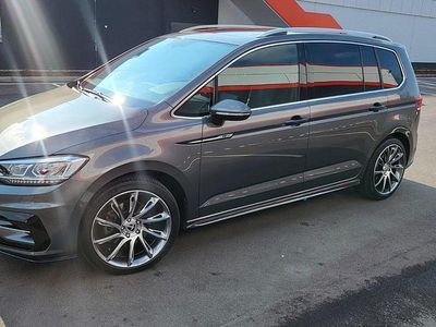 Usata VW Touran R-line 190 CV (139 kW) 2018 Grigio Monovolume