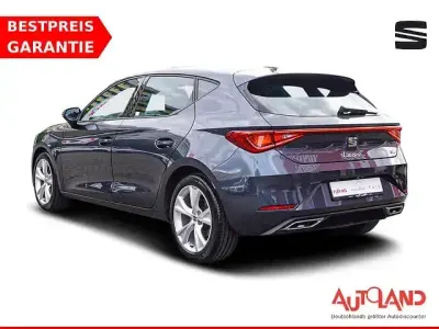 Gebraucht Seat Leon FR 110 PS (80 kW) 2022 Magnetic grau Limousine