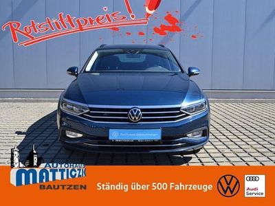 Gebraucht VW Passat IQ Drive 150 PS (110 kW) 2022 Aquamarinblau metallic (metallic) Kombi