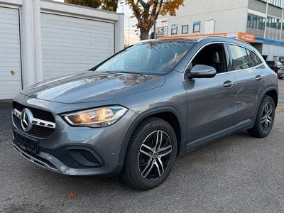 Mercedes GLA200