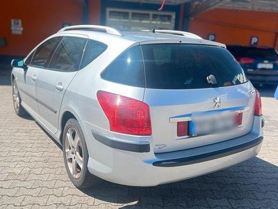 Peugeot 407