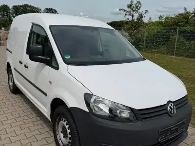 Gebraucht VW Caddy 75 PS (55 kW) 2012 Weiß Van / Kleinbus