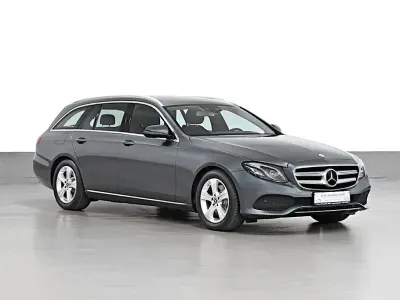 Gebraucht Mercedes E220 Avantgarde 194 PS (142 kW) 2017 Grau Limousine