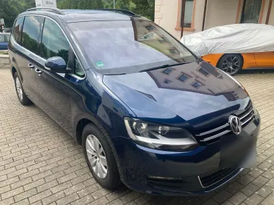 Gebraucht VW Sharan Comfortline 170 PS (125 kW) 2011 Blau Van / Kleinbus