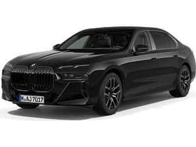 Neu BMW 740 Comfort Edition 299 PS (219 kW) 2026 Schwarz (saphirschwarz metallic) Limousine