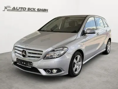 Gebraucht Mercedes B200 156 PS (114 kW) 2012 Silber Kleinwagen