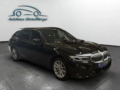 Gebraucht BMW 318 M Sport 156 PS (114 kW) 2025 Schwarzkeine angabe Kombi