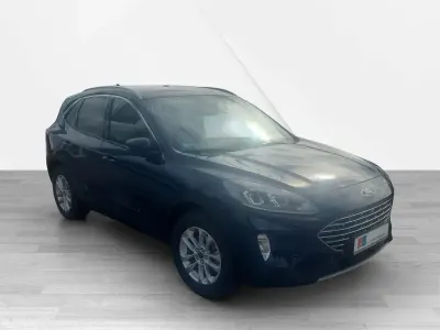 Gebraucht Ford Kuga Titanium 152 PS (111 kW) 2023 Blazer blue SUV
