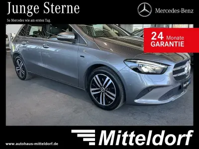 Używany Mercedes B250e Progressive 218 KM (160 kW) 2021 Szary Minivan
