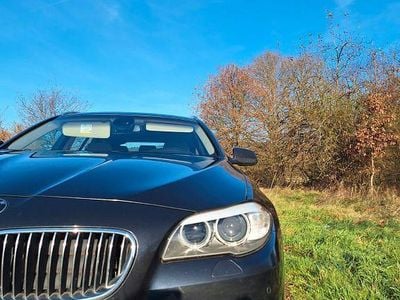 Blau Gebraucht 2012 BMW 530 Sport Line Kombi | 9.900 € (Guter Preis)