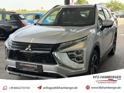 Gebraucht Mitsubishi Eclipse Cross Plus 188 PS (138 kW) 2022 Silber SUV