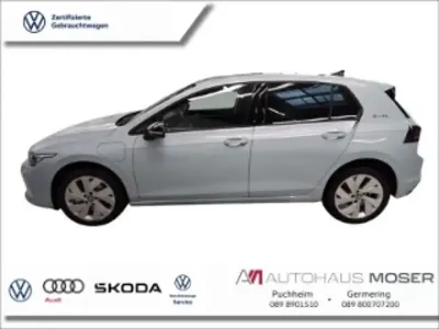 Second-hand VW Golf VIII Goal 204 CP (150 kW) 2025 Albastru Berlinǎ