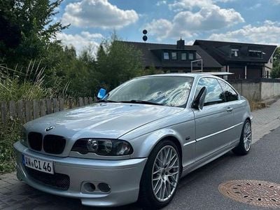BMW 323