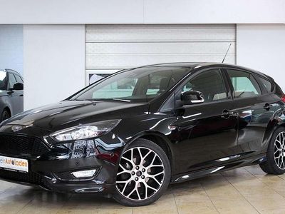 Usata Ford Focus ST-Line 125 CV (91 kW) 2017 Nero Berlina