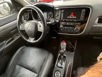 Gebraucht Mitsubishi Outlander 150 PS (110 kW) 2015 SUV