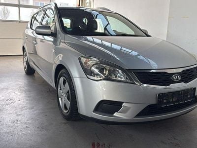 Gebraucht Kia Ceed 116 PS (85 kW) 2009 Silber Kleinwagen