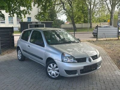 Renault Clio II