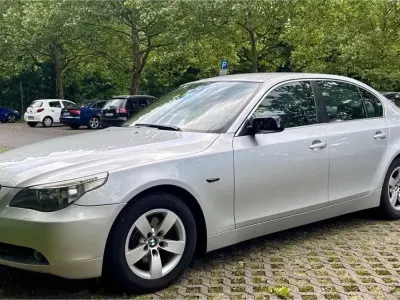 Gebraucht BMW 520 170 PS (125 kW) 2004 Silber Limousine