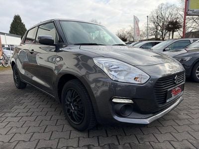 Gebraucht Suzuki Swift Club 90 PS (66 kW) 2018 Grau Kleinwagen