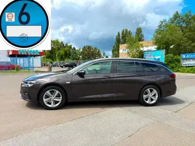 Gebraucht Opel Insignia Elegance 174 PS (127 kW) 2021 Stone brown met (058p) Kombi