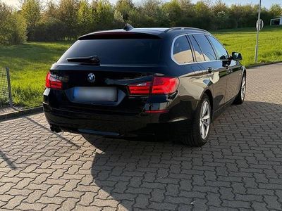 Usata BMW 530 245 CV (180 kW) 2010 Nero Utilitaria