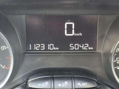 Gebraucht Peugeot 2008 Access 82 PS (60 kW) 2015 Rot SUV