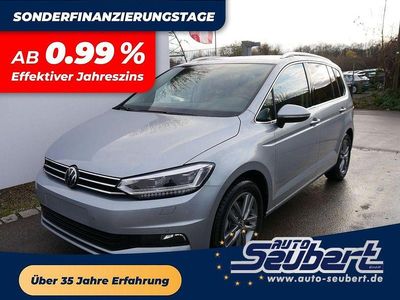 Neu VW Touran Comfortline 150 PS (110 kW) 2025 Oyster silver metallic Van / Kleinbus