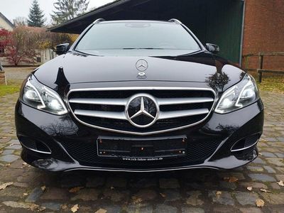 Gebraucht Mercedes E350 Avantgarde 258 PS (189 kW) 2015 Schwarz Kombi