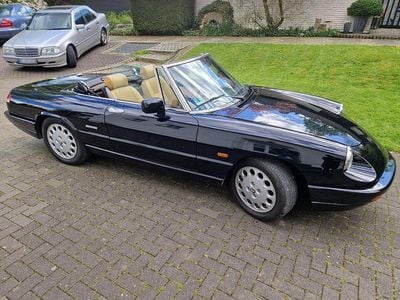 Gebraucht Alfa Romeo Spider 120 PS (88 kW) 1992 Schwarz Cabrio