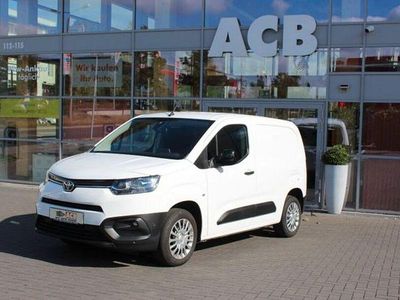 Weiß Gebraucht 2022 Toyota Proace City City Van / Kleinbus | 14.500 € (Fairer Preis)