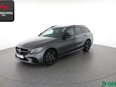 Gebraucht Mercedes C300 AMG 245 PS (180 kW) 2020 Grau (metallic) Kombi