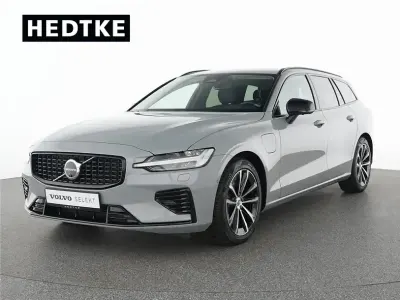 Gebraucht Volvo V60 Plus 455 PS (334 kW) 2024 Vapour grey Kombi