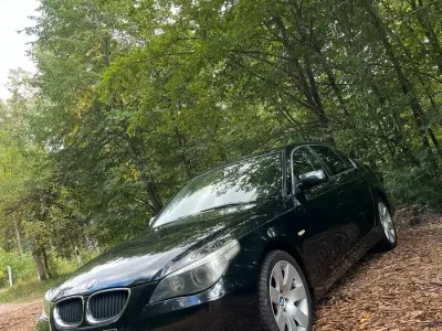 Gebraucht BMW 520 Sport Line 170 PS (125 kW) 2004 Schwarz Limousine