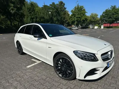 Gebraucht Mercedes C43 AMG AMG 390 PS (286 kW) 2019 Weiß Limousine
