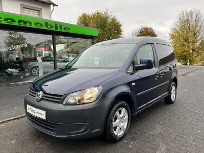 Gebraucht VW Caddy Team 109 PS (80 kW) 2015 Blau Van / Kleinbus
