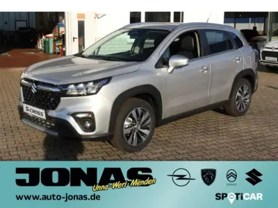 Neu Suzuki SX4 S-Cross Comfort+ 129 PS (94 kW) 2025 Silber SUV
