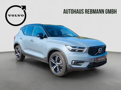 Gebraucht Volvo XC40 R-Design 163 PS (119 kW) 2022 Grau SUV