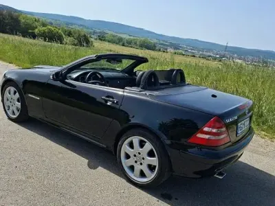 Gebraucht Mercedes SLK230 197 PS (144 kW) 2004 Schwarz Cabrio
