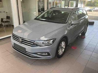 Gebraucht VW Passat Business 150 PS (110 kW) 2022 Moonstone gray Kombi
