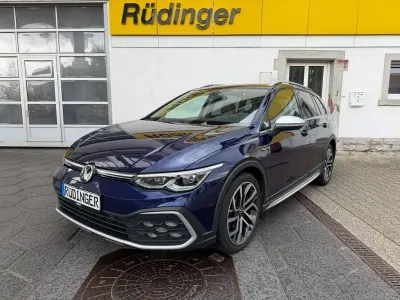 Gebraucht VW Golf Alltrack 200 PS (147 kW) 2022 Blau Kombi